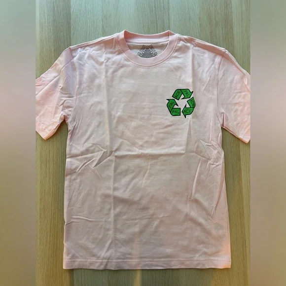 PALACE Pink P-Cycle T-Shirt Size S Recycle Logo NWOT - Picture 2 of 4